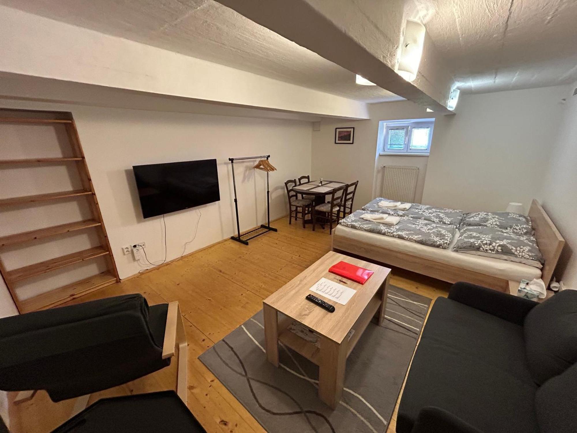 Apartmany U Kubiku Hradec Králové Esterno foto